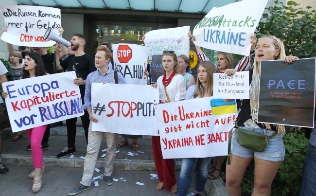 26 ���� 2019. ������� ������ ����������� �� � ����
June 26, 2019. The protest against Russia return into APCE