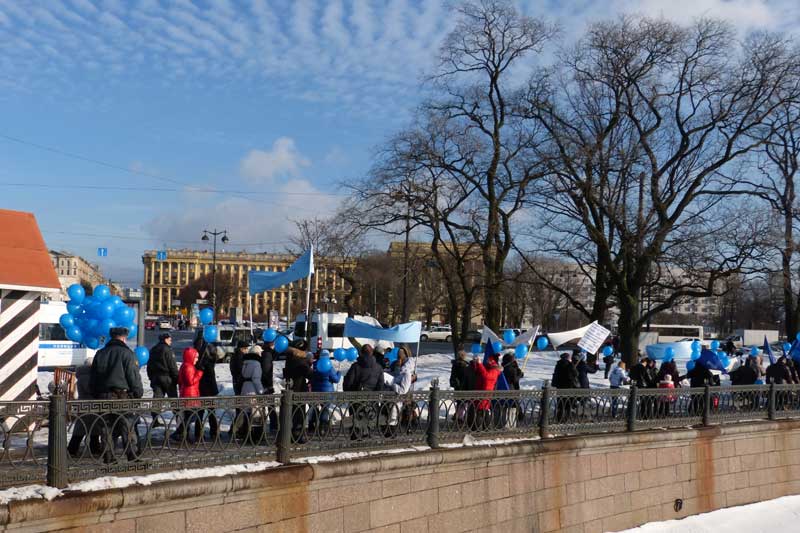 �� ������� � ��������� �����
On the approach to the Trinity bridge