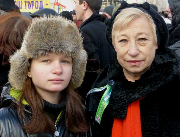 ������
Yabloko