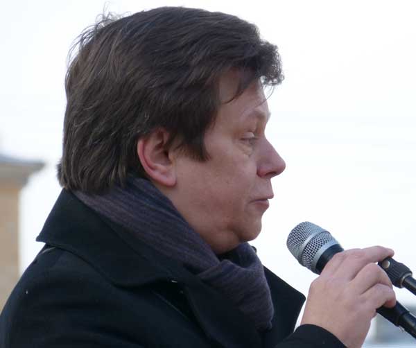 ����������� �� ������� � ������ ������������� ��������
Speech on the meeting in protection of the Farforovskoye cemetery