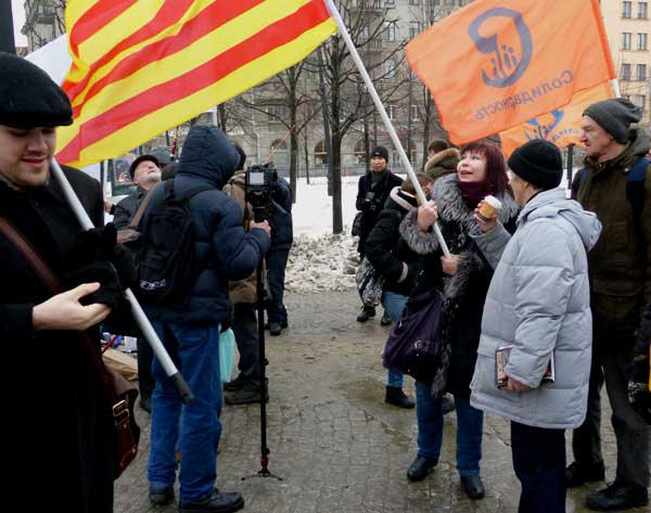 ��������������� ������ ������ � ��������� ��������
The Libertarian party of Russia with a trophy banner