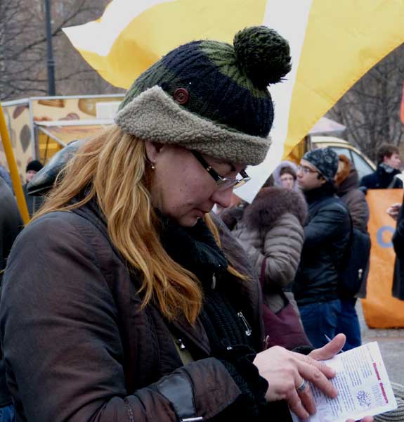����� ������ �������������� ����� �����
Helen Pinchuk distributes the song Pesetz