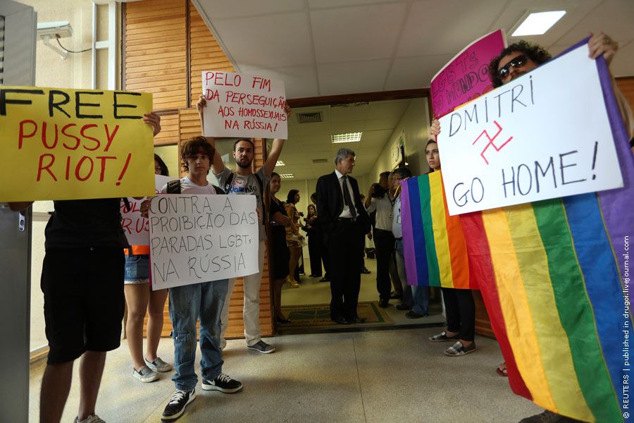 ������� ������� ��������� ������������ ����������
Meeting of Demetry Medvedev by the Brazilian students