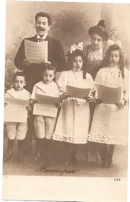 �������