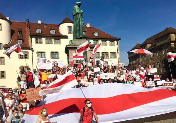 13 �������� 2020. ����� � ��������� ����� ������������
September 13, 2020. Action in support of Maria Kolesnikova