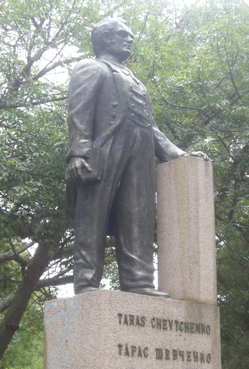 �������� �������� � ��������
Monument to Taras G. Shevchenko in Curitiba