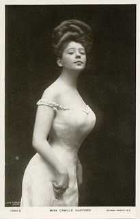 ������� ��������
Camille Clifford