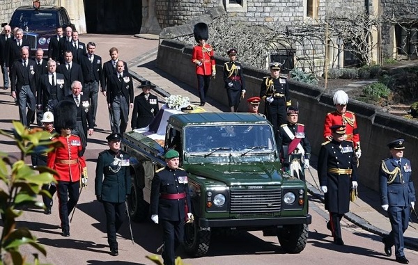 ����������-��������