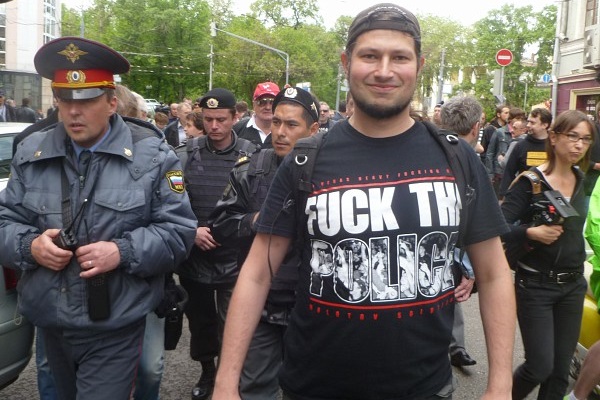 13 ��� 2012. ����������� ��������
May 9, 2012. The control walks