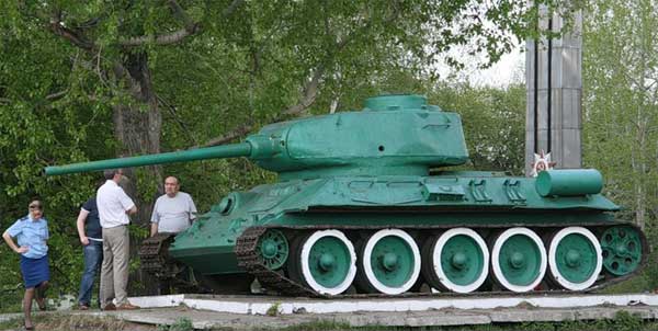 �������� � �������
Monument in Zaykovo