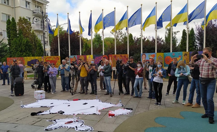 28 ������� 2021. ����� ��������� ������ - �� �������
August 28, 2021. Life of Kremlin's hostages is not a playthings