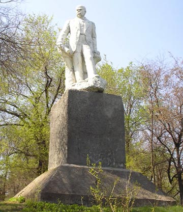 �������� �������� � ���������������
Monument to Taras G. Shevchenko in Dnepropetrovsk