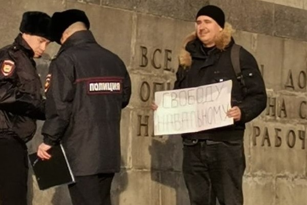 27 ������� 2022. ����� � ��������� ������� ����������
October 27, 2022. The picket in support of Alexis Navalny