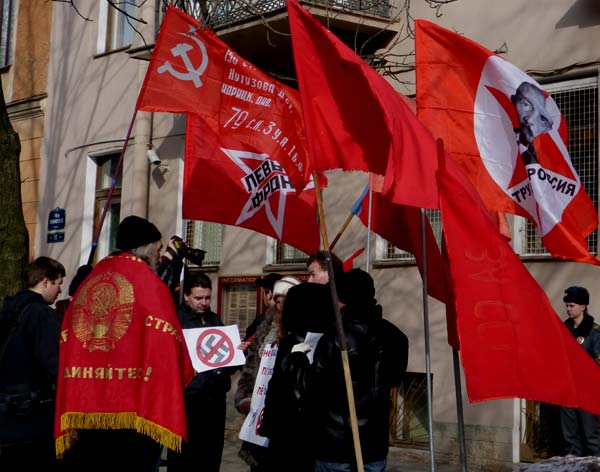 ����� �����
The Left front