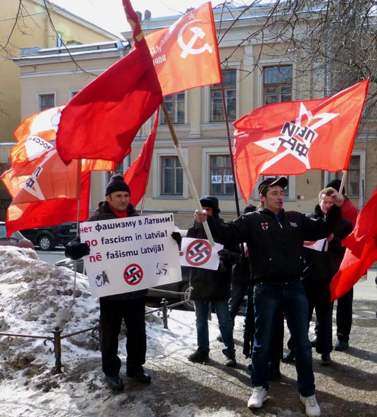 ��� ������� � ������!
No fascism in Latvia!