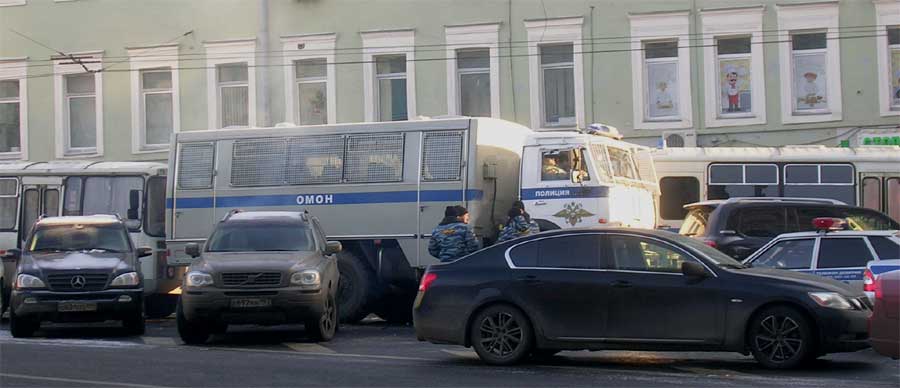 ������� � ����� ������� ������
The police is ready to a march of freedom