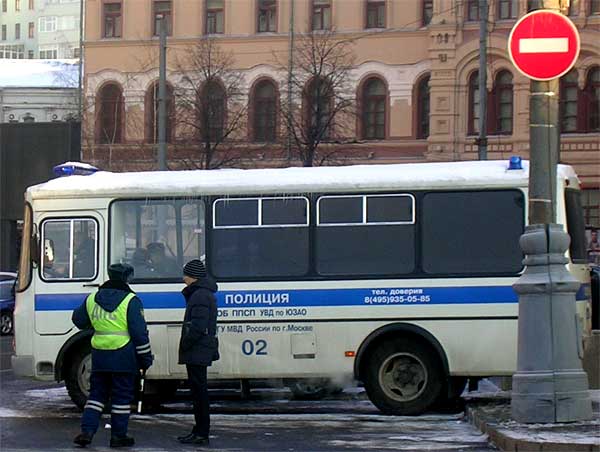 ������� � ����� ������� ������
The police is ready to a march of freedom