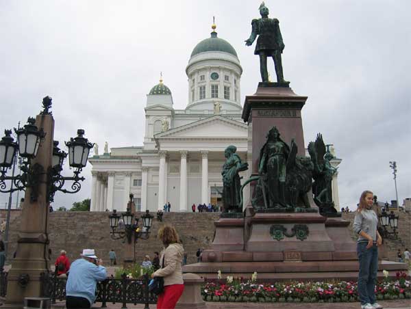 �������� ���������� II � ���������
monument to Alexander II in Helsinki