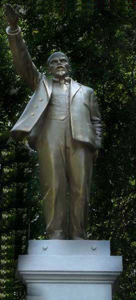 �������� �.�.������
Monument to Vladimir I. Lenin