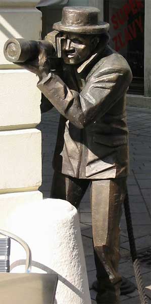 �������� ��������� � ����������
Monument to  in Bratislava