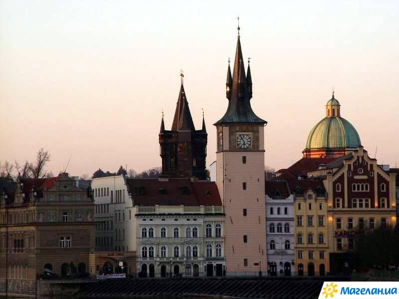 �������� ���� � �����
Tower watches in Prague