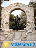 �������� ������ ������� � ����
Monument to Iohan Straus in Vienna