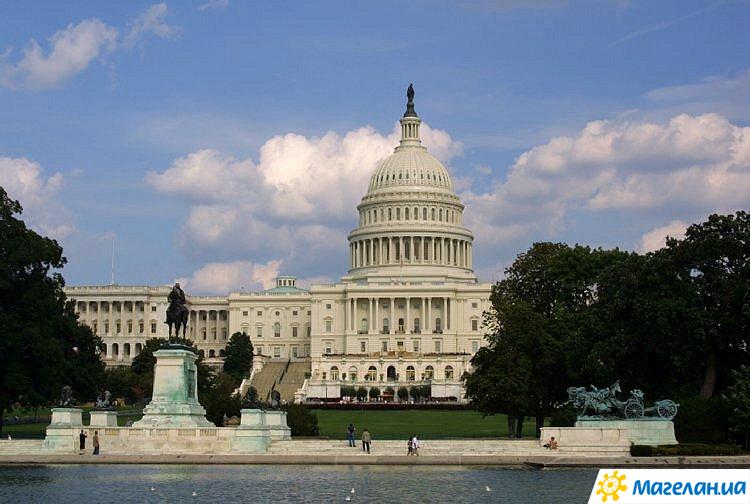��������  � ����������
Monument   in Washington