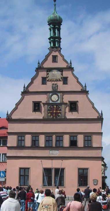 ���� ��������
Facade watches