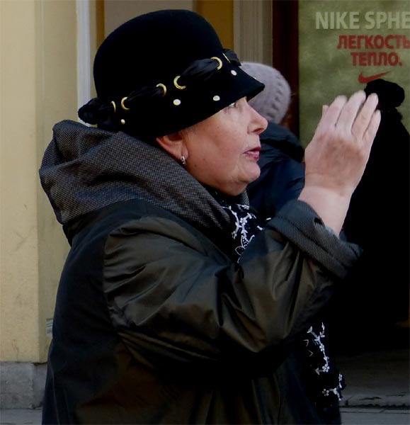- � �� �������� ���� �� ������!
- I saw all on the Bolotnaya square!