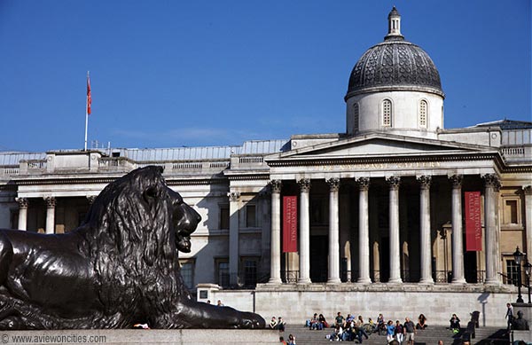��������
Monument in London