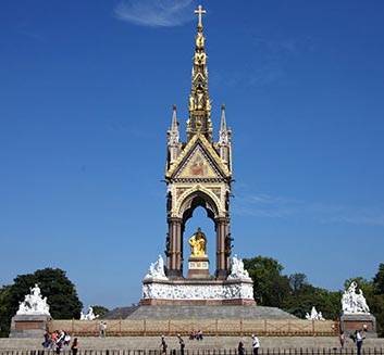 �������� �������� � �������
Monument to Albert in London