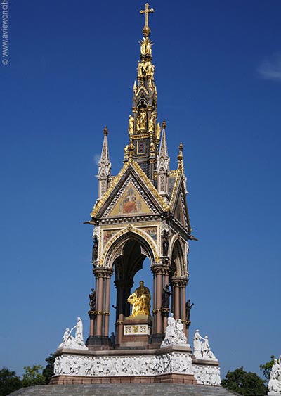 �������� �������� � �������
Monument to Albert in London