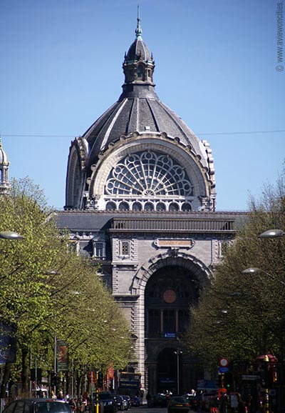 ���������. Antwerp railway cathedral