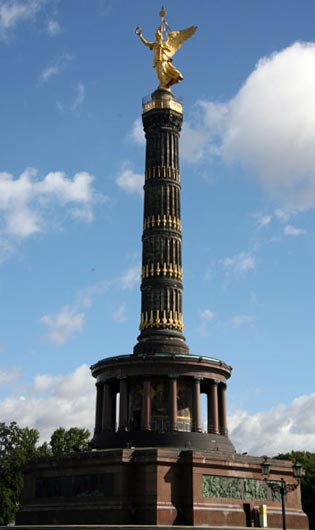 �������� ������� ������ � �������
Monument Siegessaule in Berlin