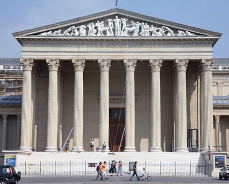 ����� ��������������� ��������
Museum of Fine Arts
