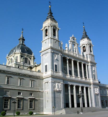 ����� ��. ������� � �������
cathedral of St Amuden in Madrid