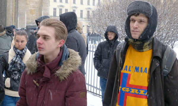 15 ����� 2014. �������� ���� ������ �����. ��������� �����������
March 15, 2014. The meeting of the people against war. The participants of action
