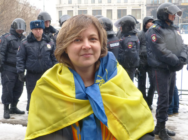 15 ����� 2014. �������� ���� ������ �����. ���� ��������� ��������
March 15, 2014. The meeting of the people against war. Faces are some different