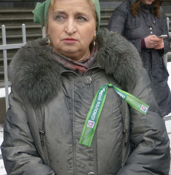 15 ����� 2014. �������� ���� ������ �����. ������
March 15, 2014. The meeting of the people against war. Yabloko