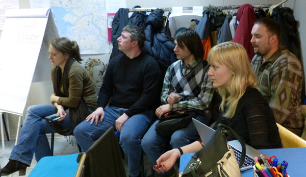 ������� ���� �������� - ������� ������� ������.
Round table �Ukraine - the sights of the citizens of Russia�