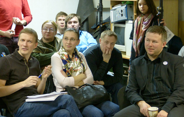 ������� ���� �������� - ������� ������� ������.
Round table �Ukraine - the sights of the citizens of Russia�