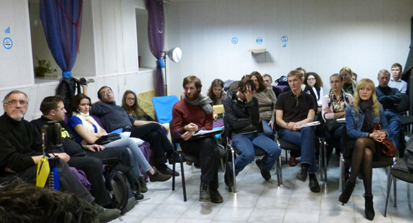 ������� ���� �������� - ������� ������� ������.
Round table �Ukraine - the sights of the citizens of Russia�