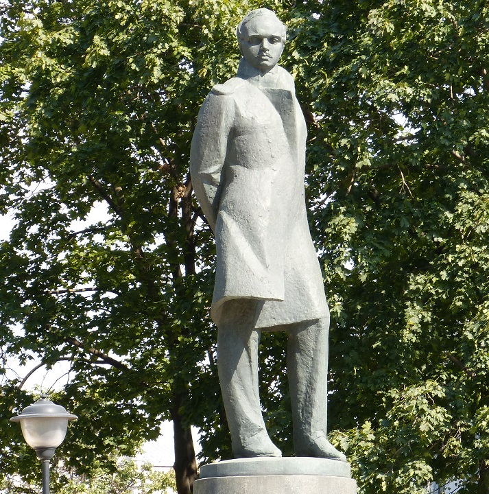 �������� ���������� �.�.
Monument to Michael Y. Lermontov