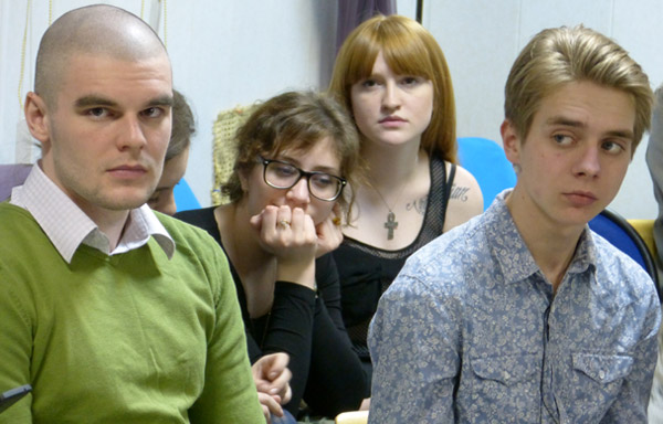 ������� ���� �������� - ������� ������� ������.
Round table �Ukraine - the sights of the citizens of Russia�