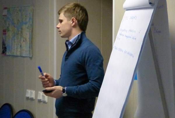 ������� ���� �������� - ������� ������� ������.
Round table �Ukraine - the sights of the citizens of Russia�