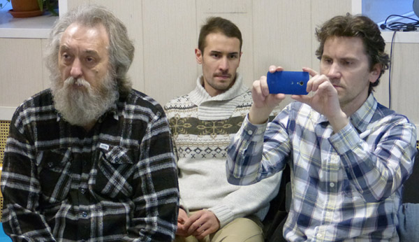 ������� ���� �������� - ������� ������� ������.
Round table �Ukraine - the sights of the citizens of Russia�