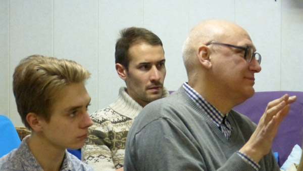 ������� ���� �������� - ������� ������� ������.
Round table �Ukraine - the sights of the citizens of Russia�