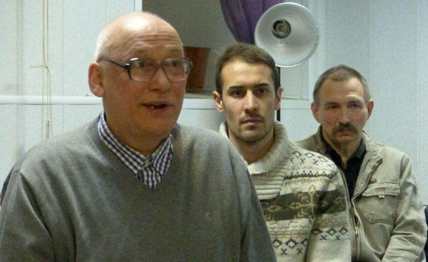 ������� ���� �������� - ������� ������� ������.
Round table �Ukraine - the sights of the citizens of Russia�