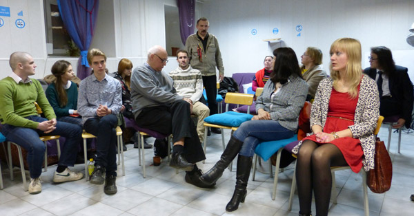 ������� ���� �������� - ������� ������� ������.
Round table �Ukraine - the sights of the citizens of Russia�