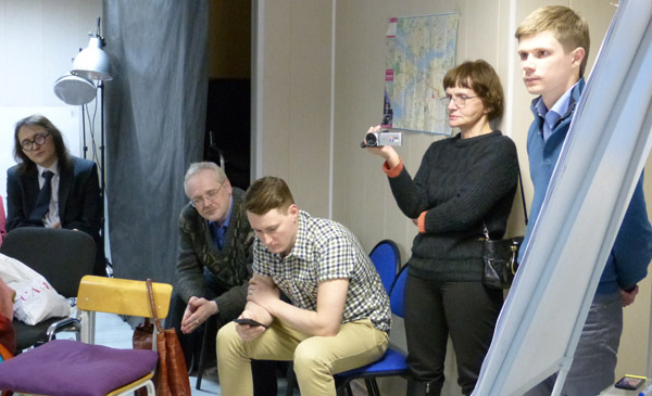 ������� ���� �������� - ������� ������� ������.
Round table �Ukraine - the sights of the citizens of Russia�